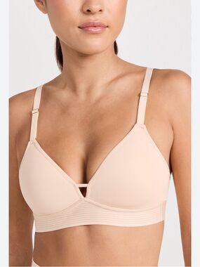 Lively The Spacer Bra Nude Beige Size 36D Wireless